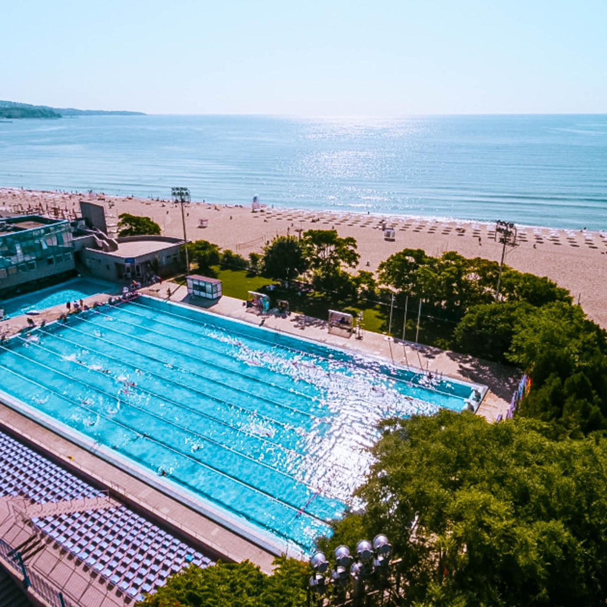 Hotel Acropolis Varna Exterior photo