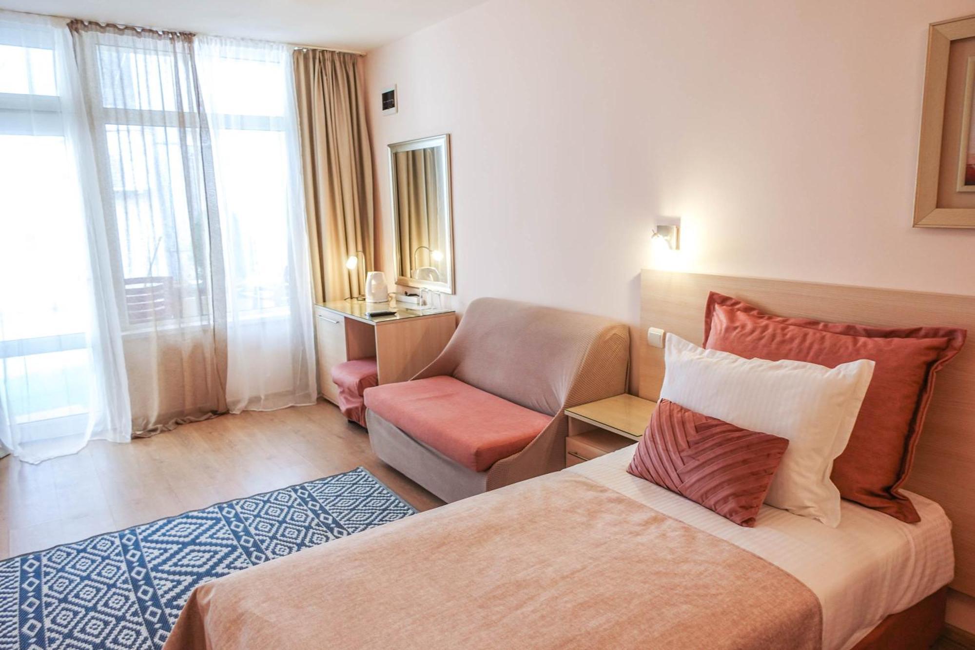 Hotel Acropolis Varna Exterior photo